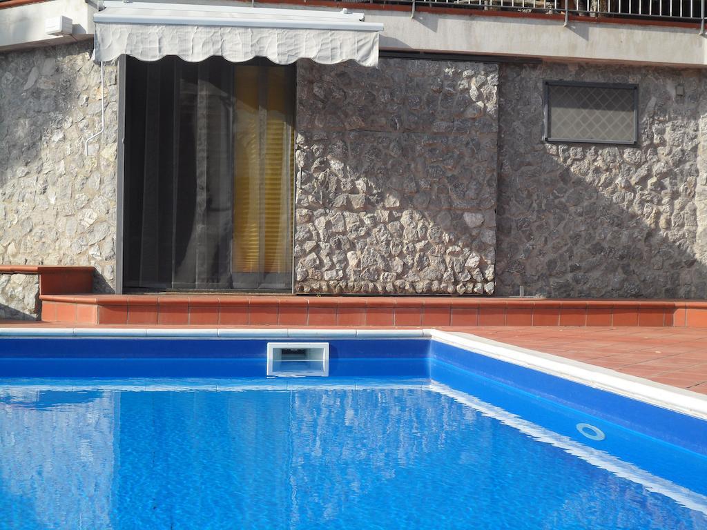 Lady Food Location Apartment Cava De' Tirreni Bagian luar foto